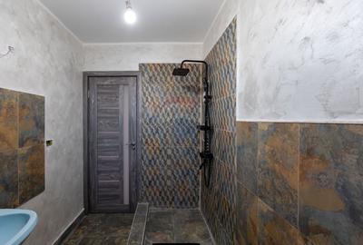 Apartament cu 3 camere decomandat în Traian - 11
