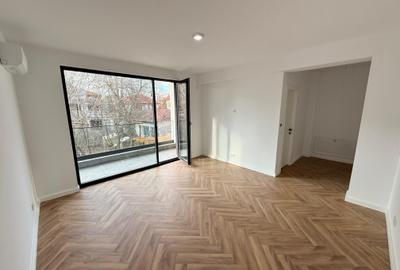 Duplex cu 6 camere cu Canalizare în Iancu Nicolae - 34