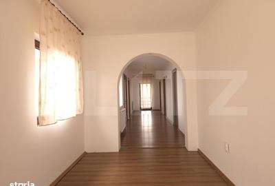 Casă cu 5 camere cu Teren 2500 Mp în Buciumeni - 9