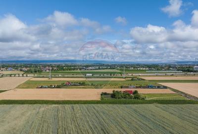 Teren Construcții intravilan de 2200 mp, în Nord - 7