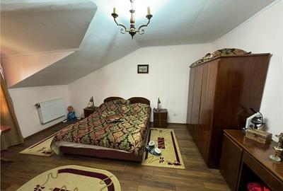 Casă cu 5 camere cu Teren 1550 Mp în Odobești - 13