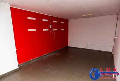 Spațiu comercial, de 60 mp, în Central - 12
