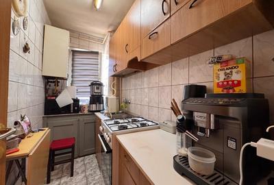Apartament cu 3 camere semidecomandat, mobilat în Gemenii - 6