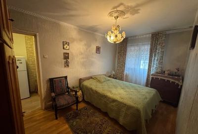 Apartament cu 3 camere semidecomandat în Drumul Taberei - 4