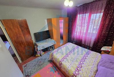 2 camere etaj 1 48mp cu centrala in Craiovita Scoala 30 - 1