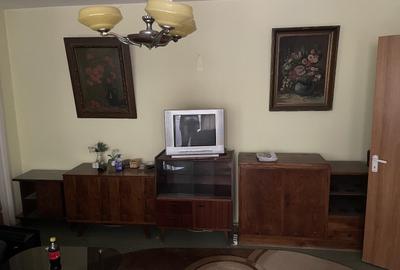 MILITARI-PIATA VETERANILOR -METROU - 4