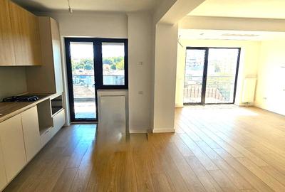 Apartament nemobilat su.83mp. pt.Birouri sau de locuit- zona Trocadero - 2