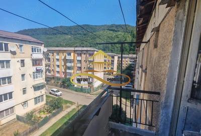 Apartament de vanzare Bicaz, zona de munte - 2