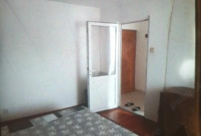 Garsonieră decomandată în Central - 2