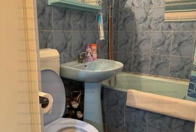 Eroii Revolutiei , piata Progresu - 5