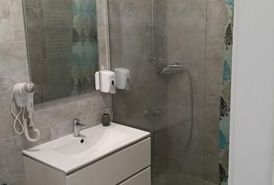 Apartament cu 2 camere decomandat în Central - 9