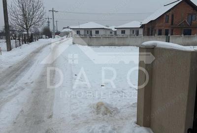 Teren de 660 mp, în Vest - 3