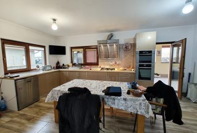 Vilă spectaculoasă – 249 mp utili, teren 881 mp, dotări premium, mobilata - 13