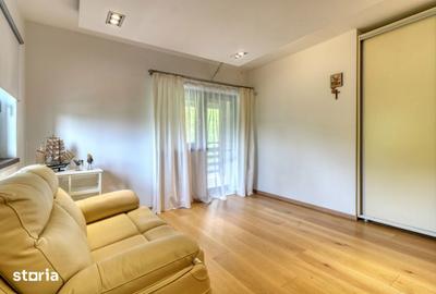 Casă cu 7 camere cu Teren 1012 Mp în Brănești - 14