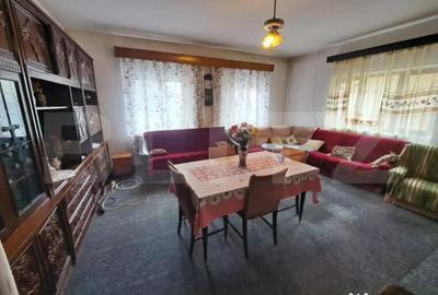 Casă cu 5 camere cu Teren 1384 Mp în Hărman - 3