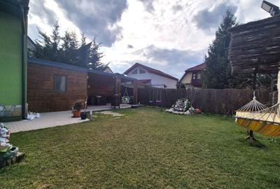 Casă individuală cu 4 camere cu Canalizare în Central - 2