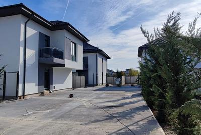 Casă individuală cu 4 camere cu Canalizare în Prelungirea Ghencea