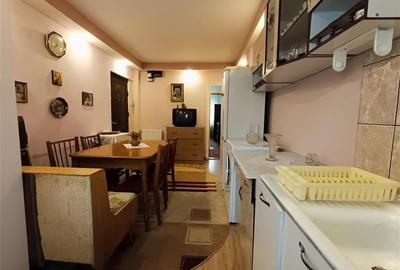 Apartament decomandat,zona de interes, potential ridicat,Calea Bucuresti,Astra,B - 12