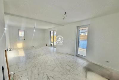 Casă cu 2 camere cu Teren 600 Mp în Miroslava