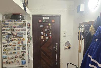 Apartament cu 2 camere semidecomandat în Micro 15