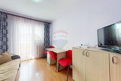 REZERVAT | Apartament 3 camere | Decomandat | Etaj intermediar - 13