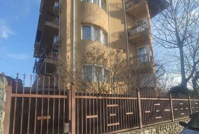 Giurgiului, Piata Progresului, intrarea Plopeni - 10