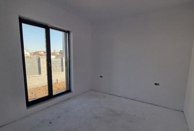 Casă cu 4 camere cu Teren 350 Mp în Berceni - 5