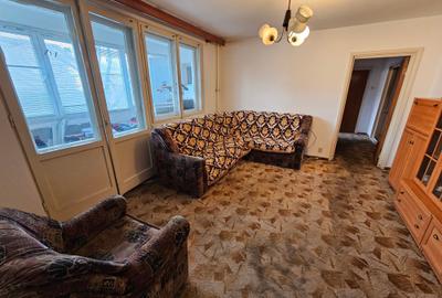 Apartament cu 3 camere semidecomandat în Gorjului - 1