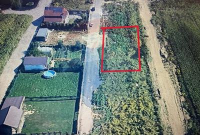 Teren de 559 mp, în Est - 1