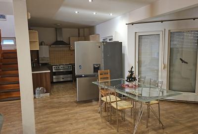 Casă cu 5 camere cu Teren 1000 Mp în Central - 14