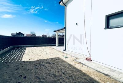 REV2004640 Vila de vanzare cu panouri solare - 7