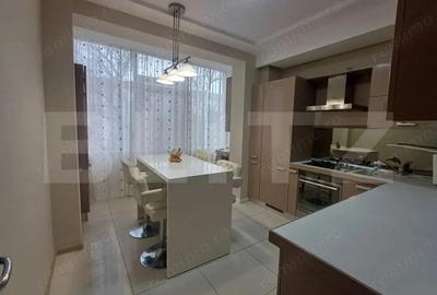 Apartament cu 4 camere de inchiriat Cartier Cetate - 1