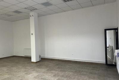 Spațiu comercial, de 55 mp, în Țiglina 1 - 2