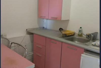 Casă individuală cu 10 camere cu Teren 500 Mp în Central - 12