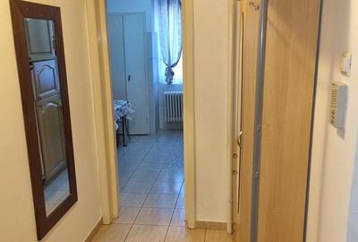 Apartament cu 2 camere decomandat în Badea Cârțan - 9