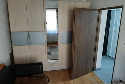 Apartament cu 2 camere în Drumul Sării