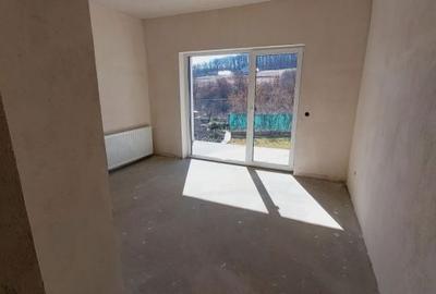 Casă cu 4 camere în Luna - 2
