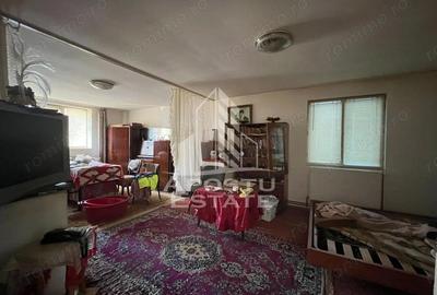 Casa individuala , cu garaj si teren de 856 mp in Ghisoda - 5