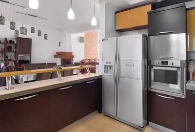 Casă cu 5 camere cu Teren 425 Mp în Florilor - 13