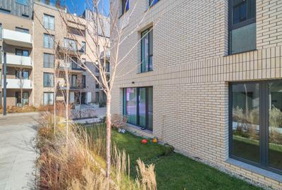 Apartament cu 3 camere semidecomandat în Pipera