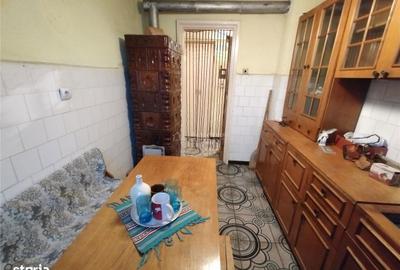 Apartament cu 3 camere semidecomandat, mobilat în Central - 10
