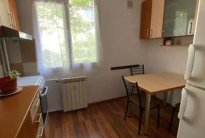 Apartament cu 3 camere în Drumul Taberei - 1