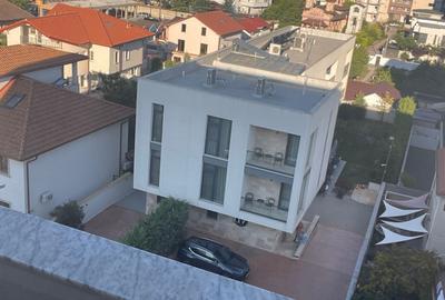 Apartament cu 3 camere semidecomandat în Nord - 12