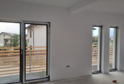 Casă individuală cu 4 camere cu Teren 300 Mp în Sud - 12