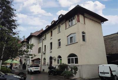 Vanzare apartament 2 camere Parcul Carol, in bloc mic, cu CT - 7