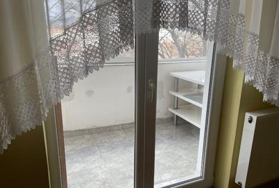 Dau în chirie apartament cu 3 camere pe str. Dimitrie Cantemir - 4