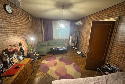 Apartament cu 2 camere decomandat, mobilat în Tineretului