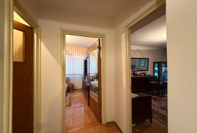 4 Camere Obor Blocul ALMO Metrou 2 Minute - 5