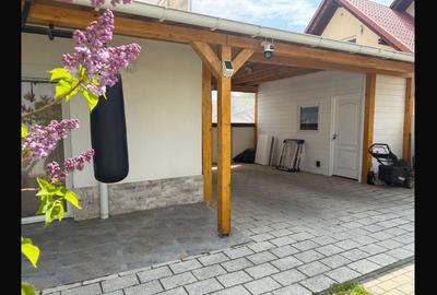 Casă cu 4 camere în Central