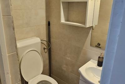 Garsonieră decomandată în Titan - 8